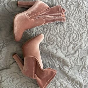 ankle height boots